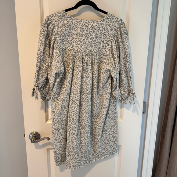 Mirth Belem V-Neck Mini Dress with Puff Sleeves | S - Picture 8 of 9